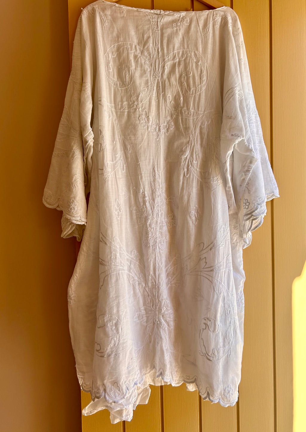 Studio Jos Lin White Cotton Gauze Embroidered Tunic