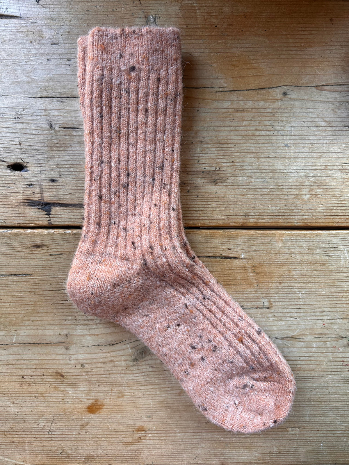 Roake Studio Merino Boot Socks / Peach Fleck