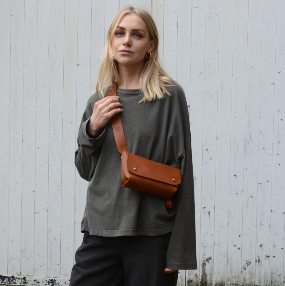 P Kirkwood GEM Cross Body Bag / Tan