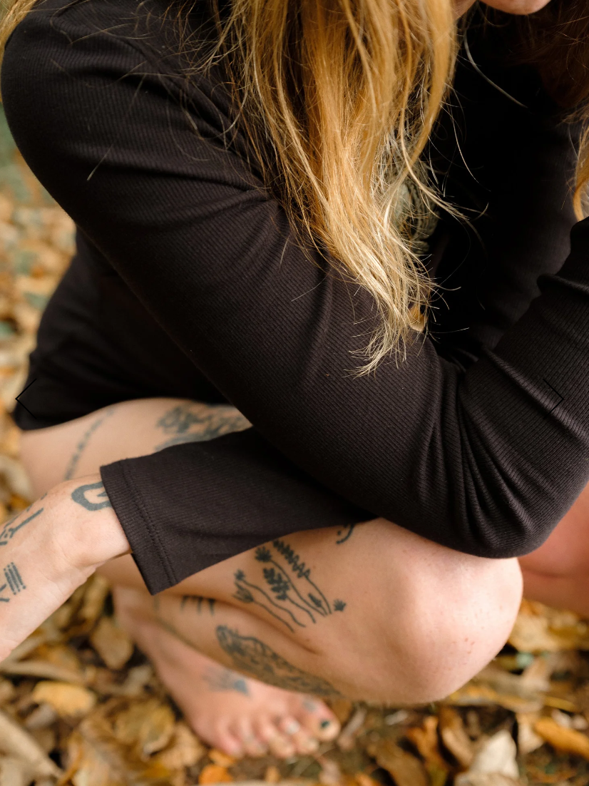 Elliot Organics Agnes Long Sleeve Vest / Black