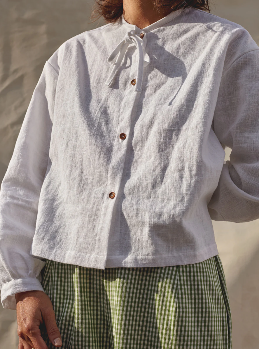 Kaely Russell - Tie shirt /white