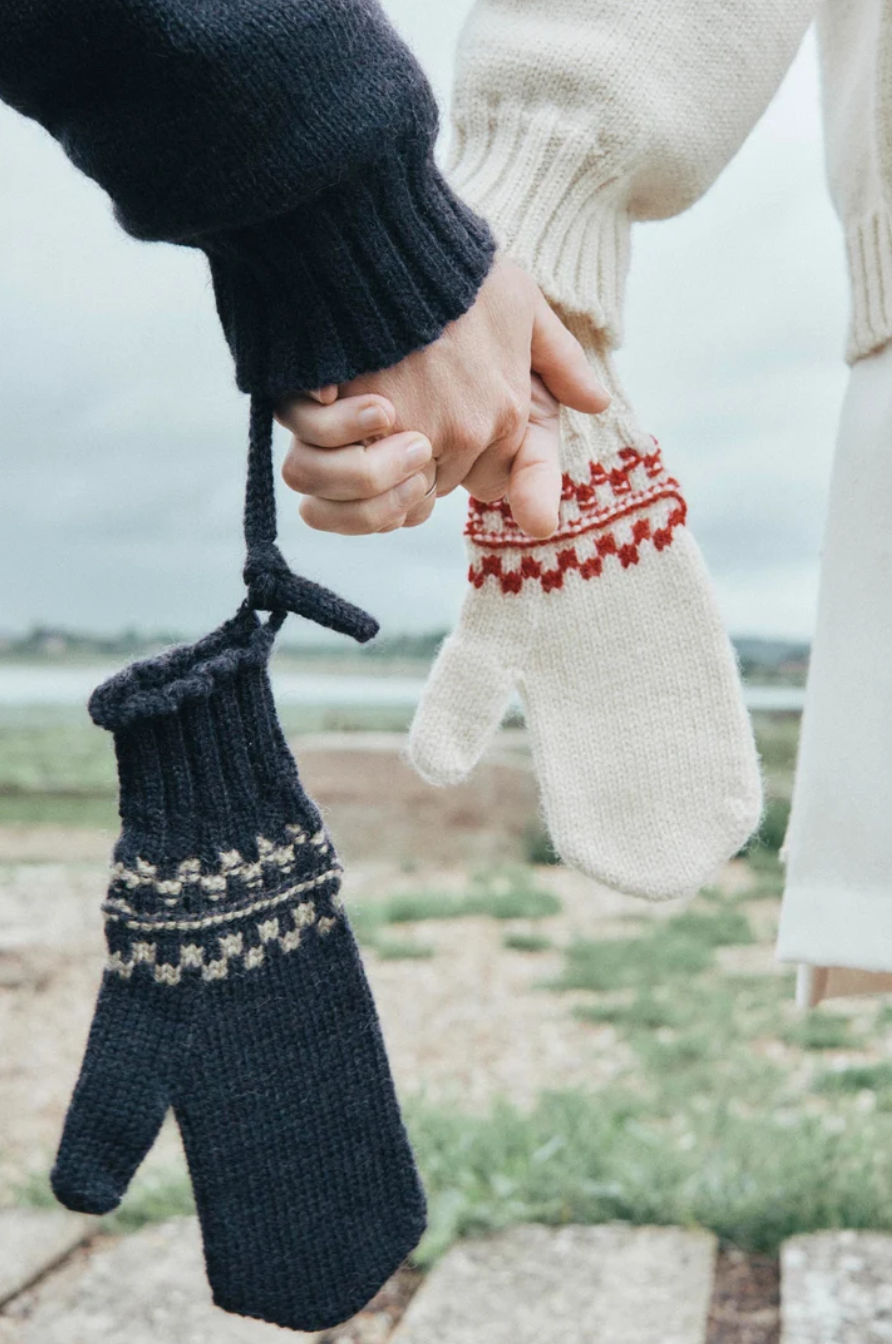 OMHU MORS Mittens / OS